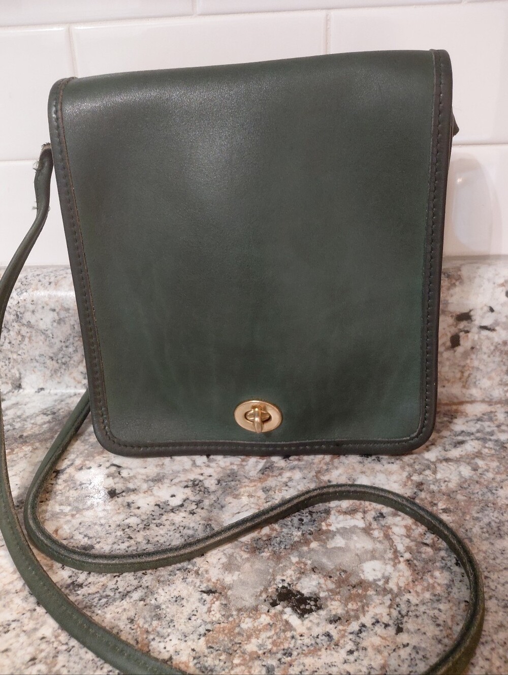 Coach Hunter Green Leather Companion Pouch 9620 W/Gold Turn-Lock **Read**